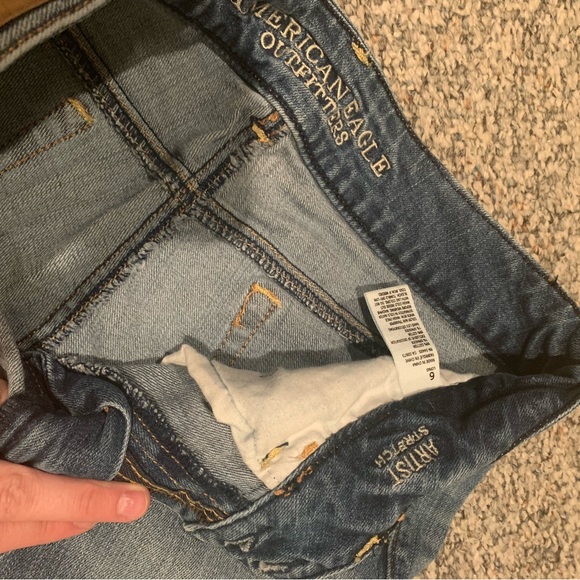American Eagle Jeans - Picture 2 of 3
